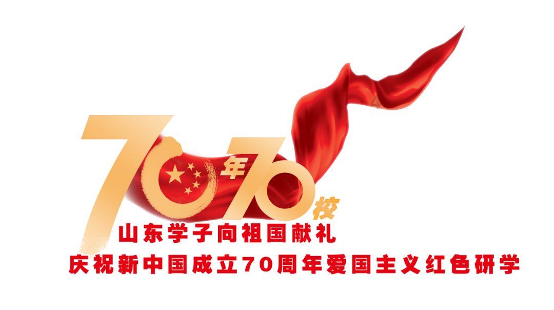 村民清早偶遇呆萌羚牛,与其深情对视